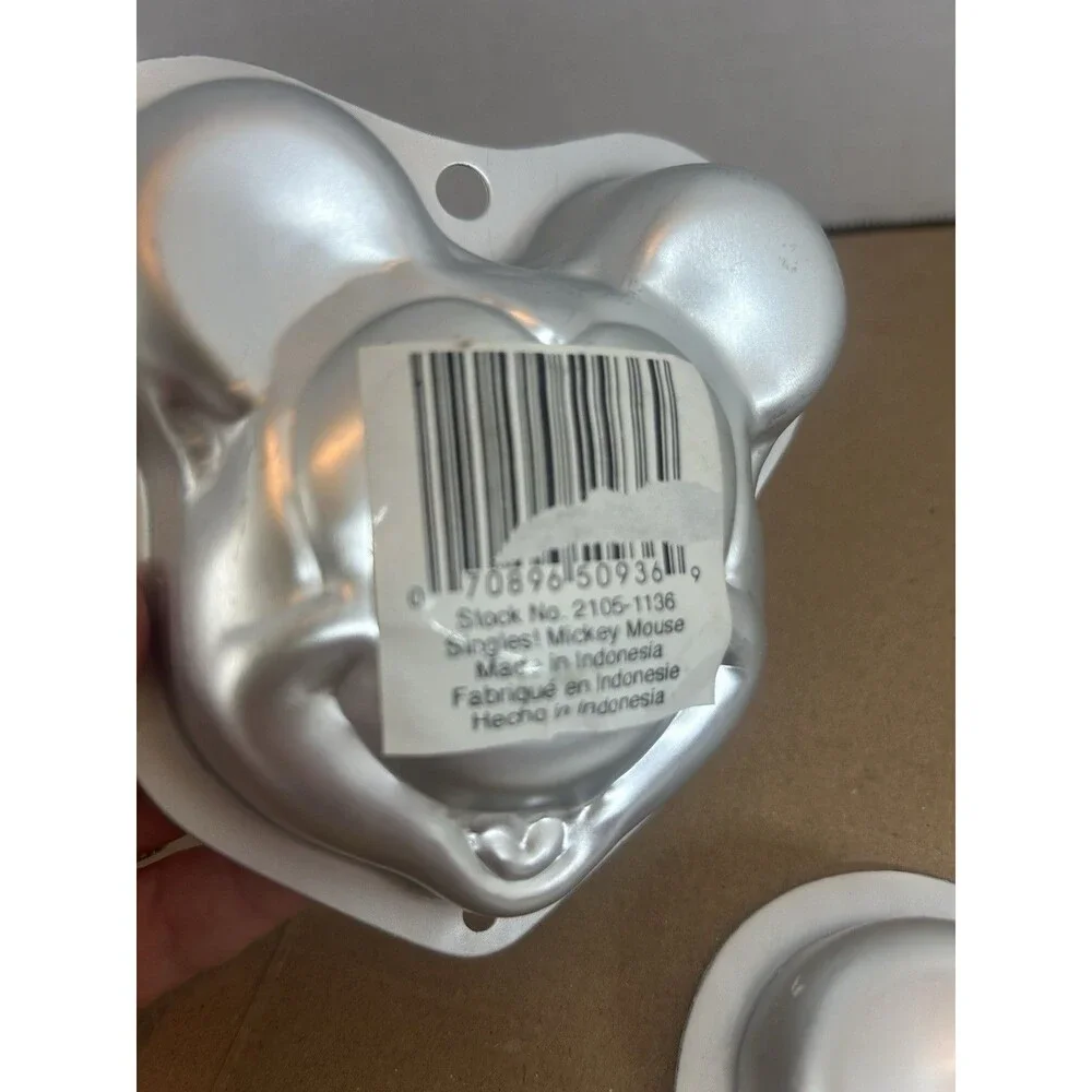 Vintage 1998 Disney Mickey Mouse Mini Cake Pan Jello Mold Set of 3 Wilton Ind.
